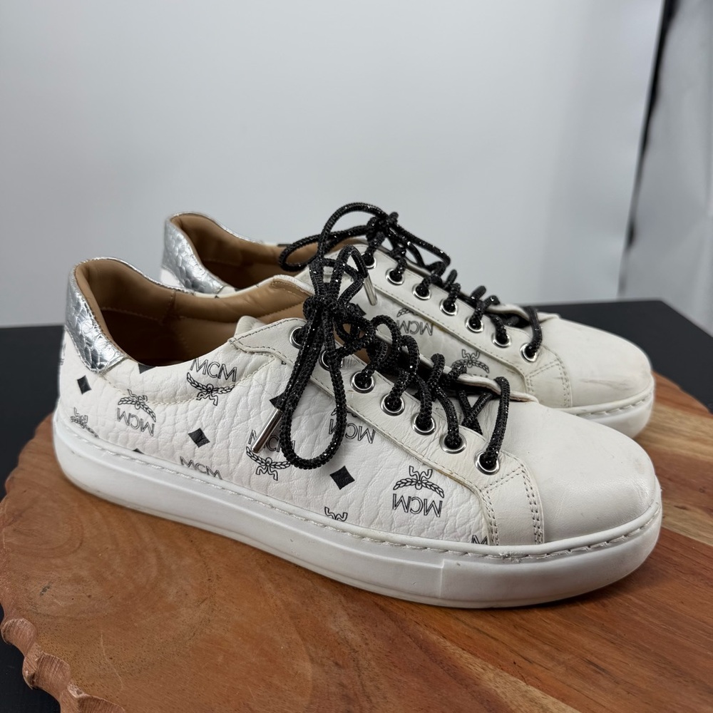 MCM Visetos Low-Top sneakers in white calf leather signature monogram print 37 7